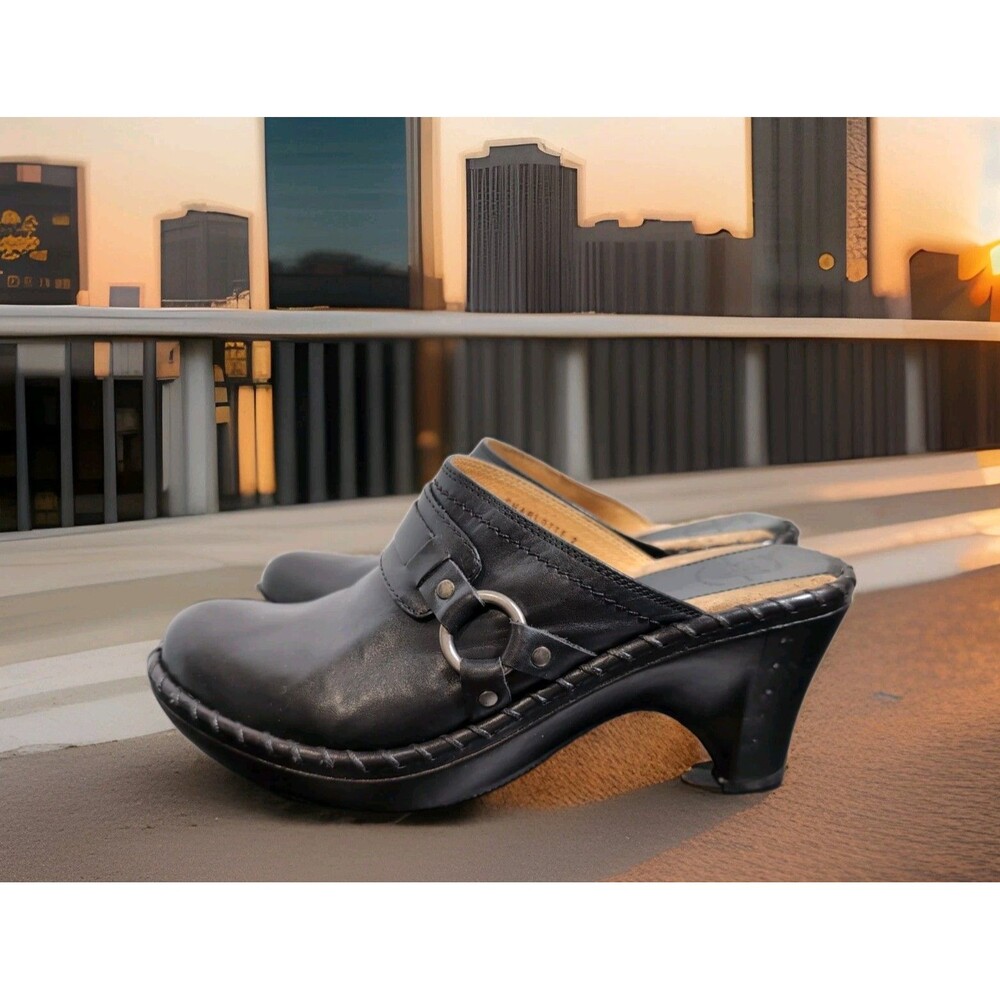 FRYE CHARLOTTE WOMEN'S 7.5 BLACK LEATHER HARNESS STRAP CLOGS MULE SHOES EUC